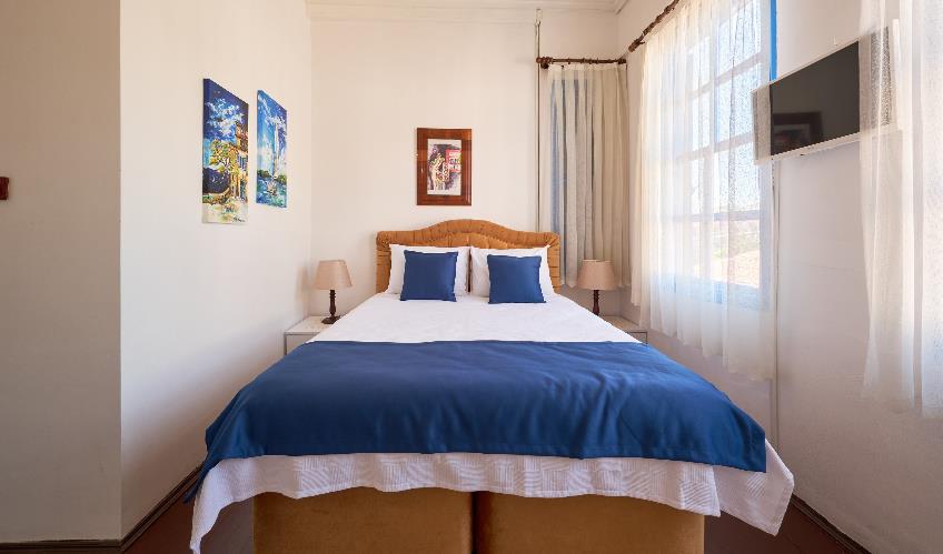 En fazla 2 yetişkin.