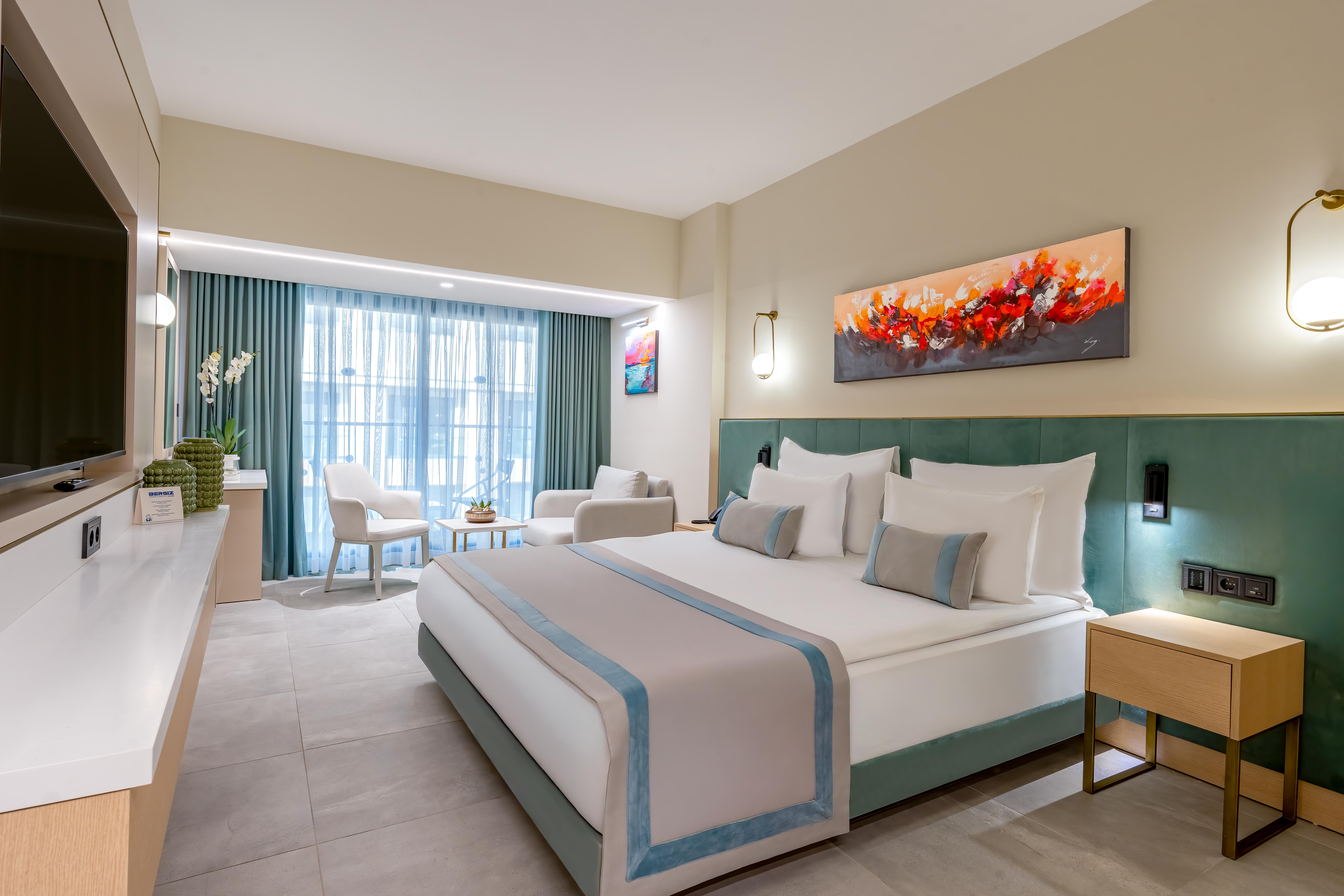 En fazla 2 yetişkin + 1 çocuk veya 1 yetişkin + 1 çocuk.