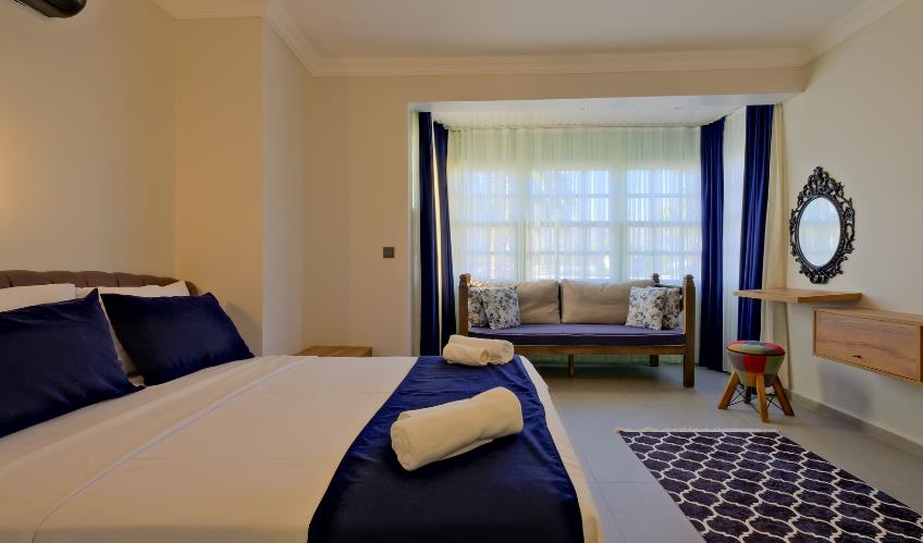 En fazla 4 yetişkin.