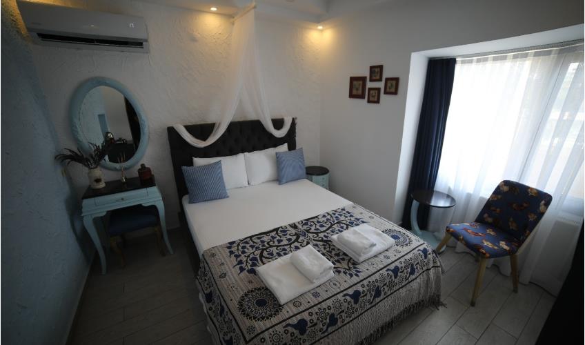 En fazla 2 yetişkin.