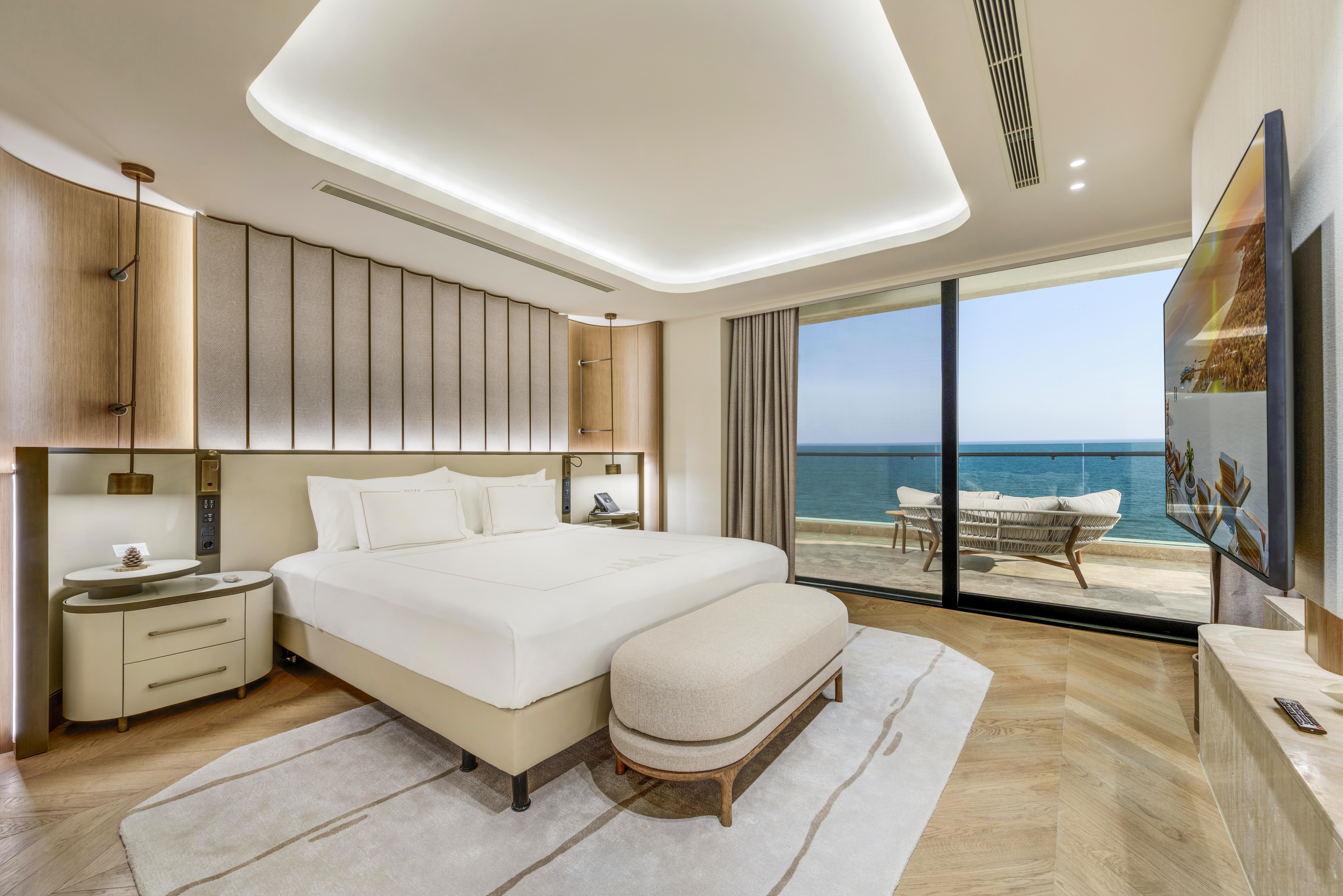 En az 5 yetişkin, En fazla 7 yetişkin.