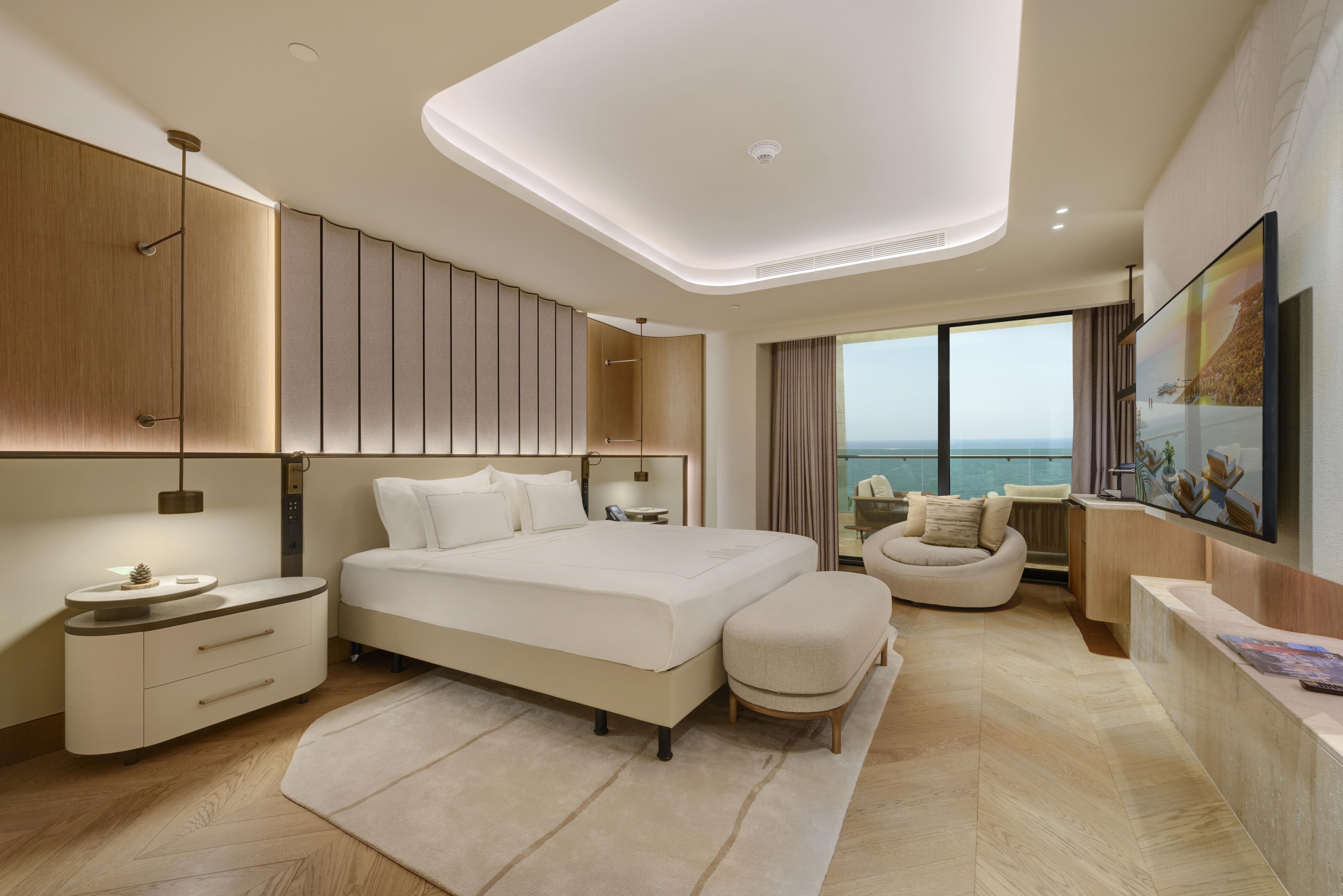 En az 4 yetişkin, En fazla 6 yetişkin veya 5 yetişkin + 1 çocuk.