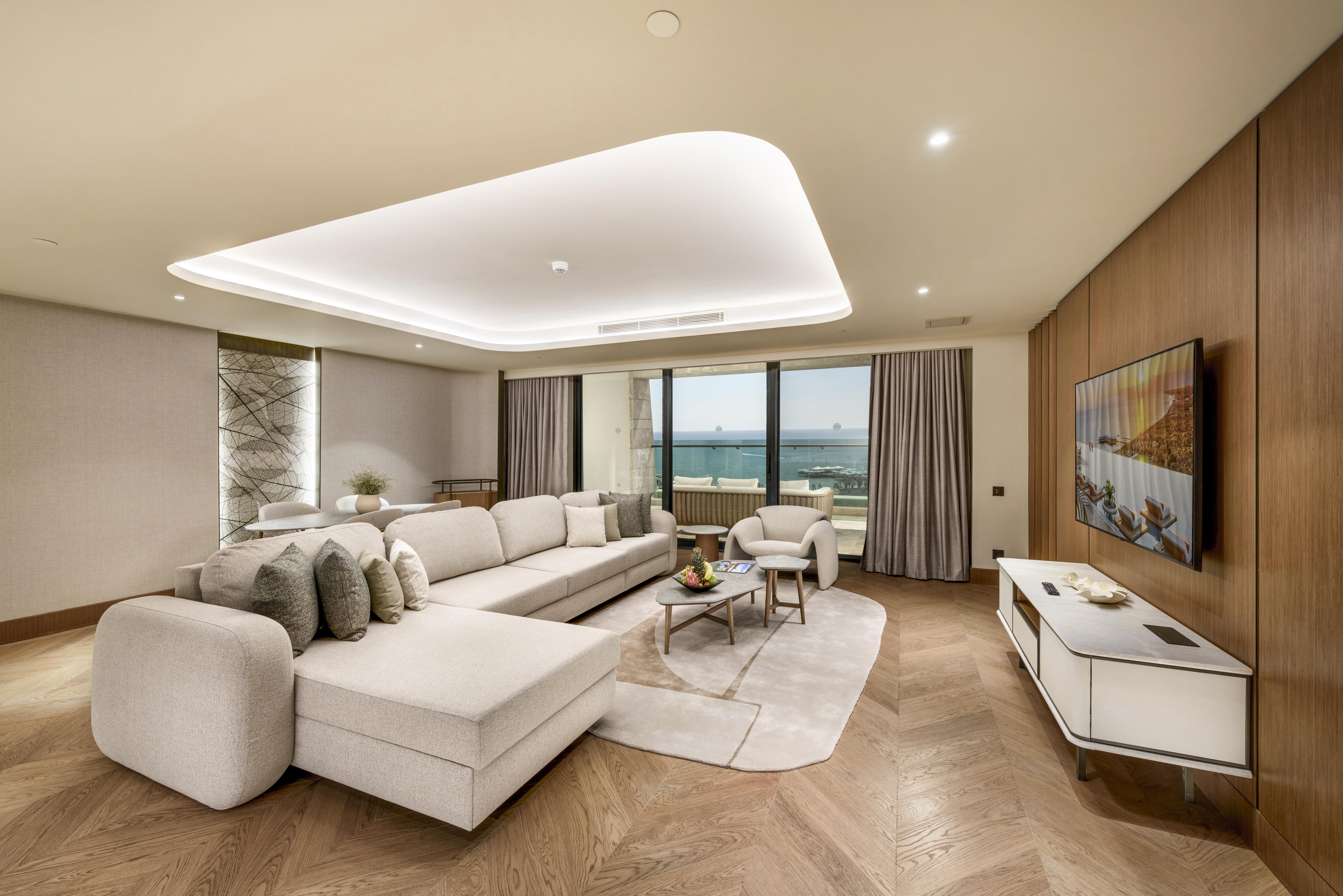 En az 2 yetişkin, En fazla 4 yetişkin veya 3 yetişkin + 1 çocuk.