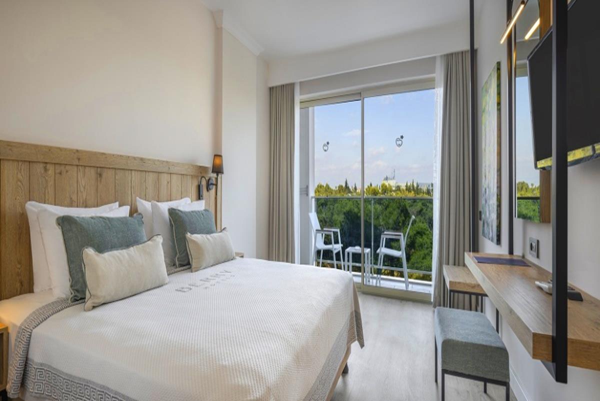 En fazla 2 yetişkin + 1 çocuk veya 1 yetişkin + 1 çocuk.