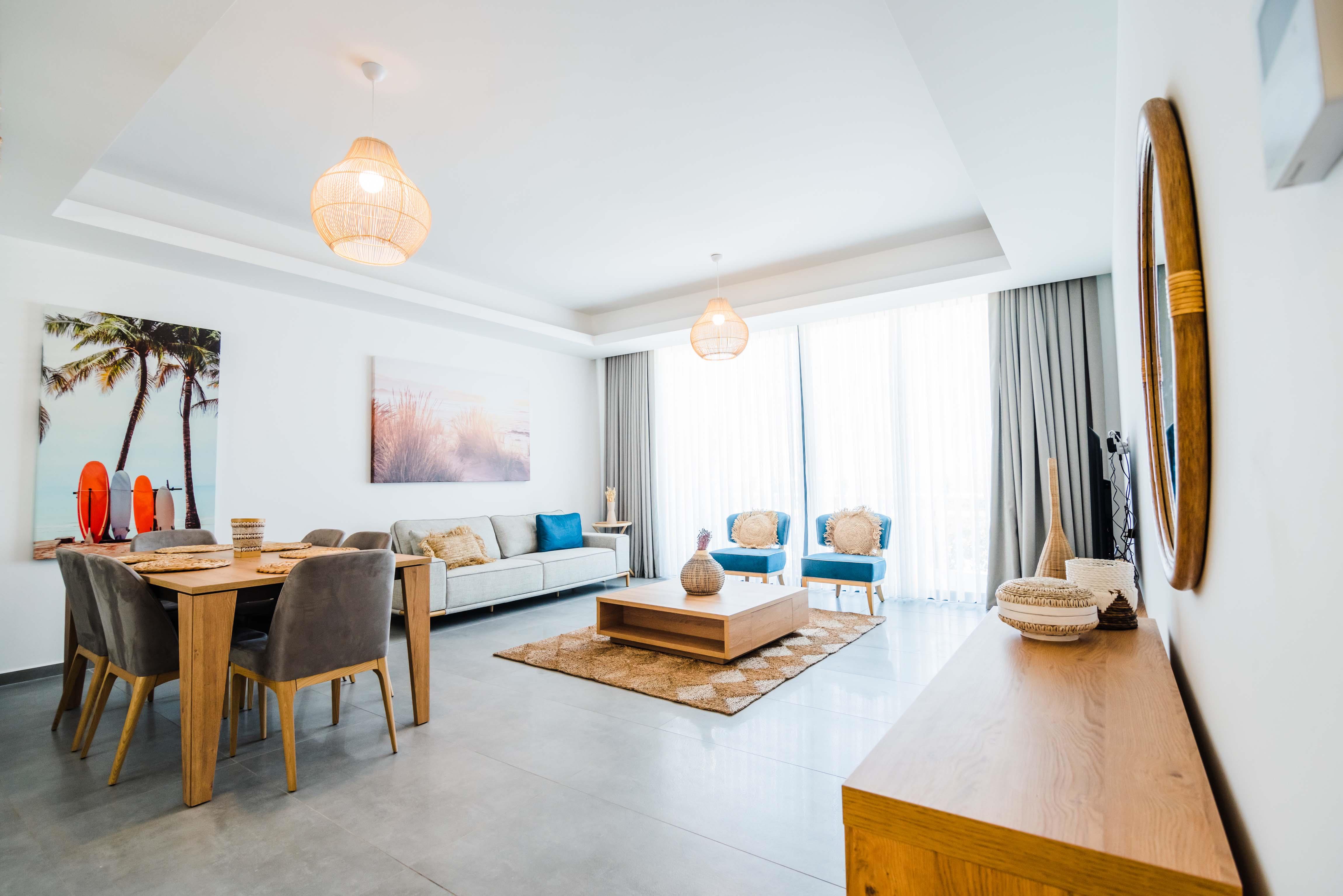 En az 2 yetişkin, En fazla 4 yetişkin veya 3 yetişkin + 1 çocuk.