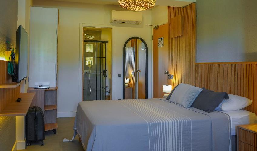 En fazla 2 yetişkin.