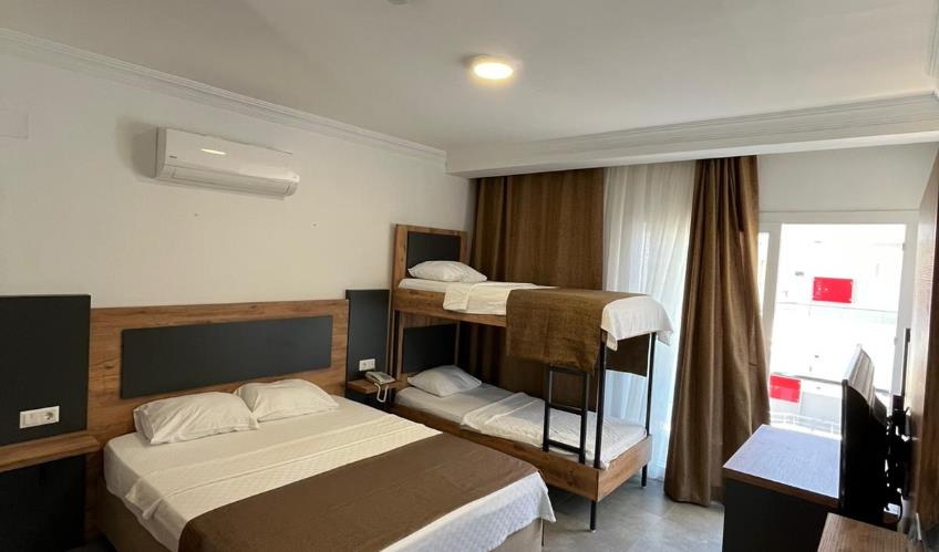 En fazla 4 yetişkin.