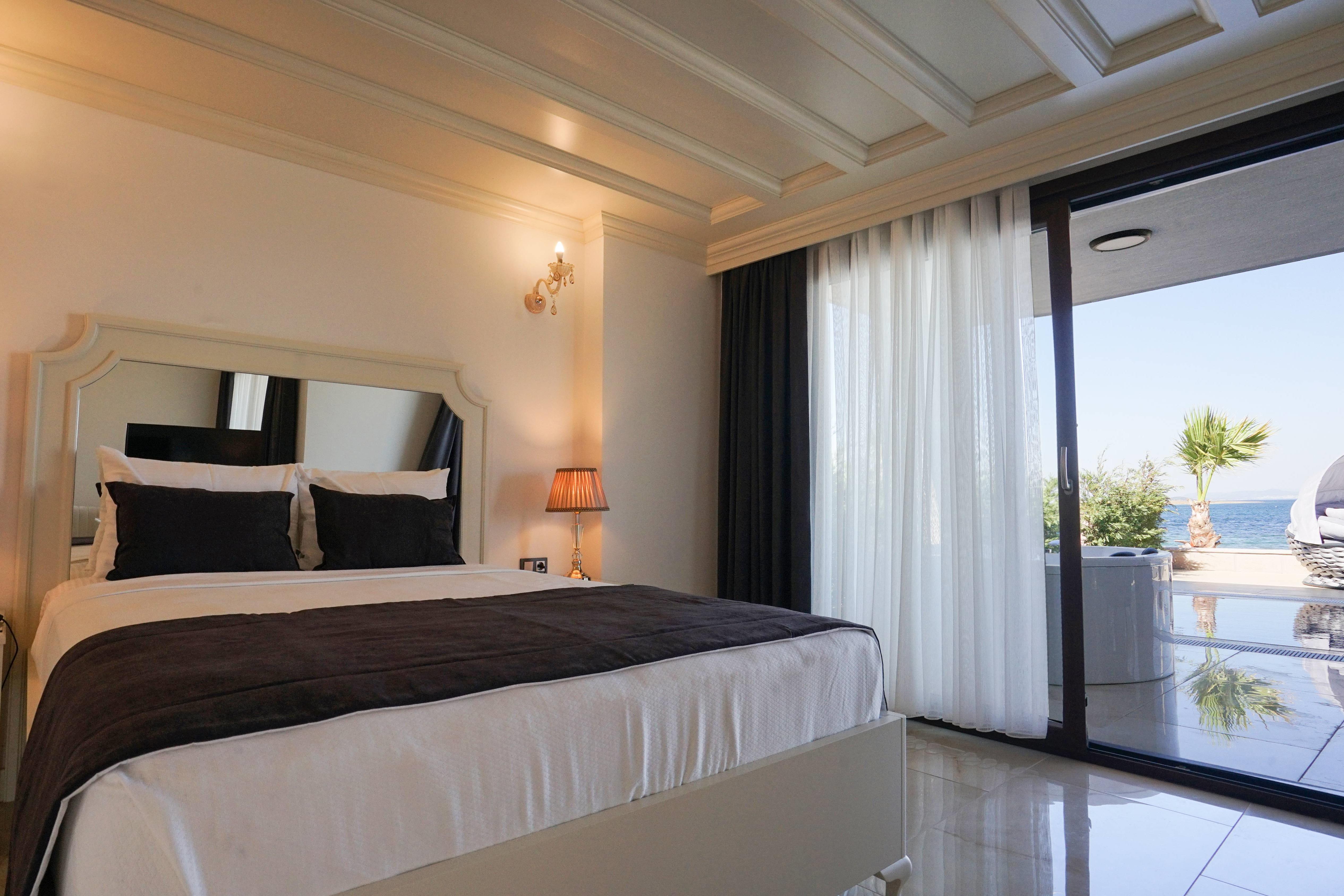 En fazla 2 yetişkin.