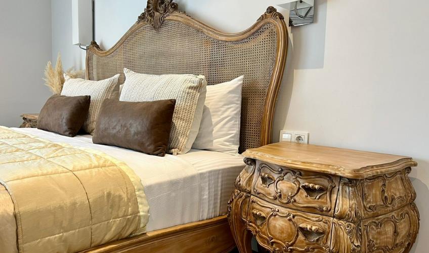 En fazla 2 yetişkin.