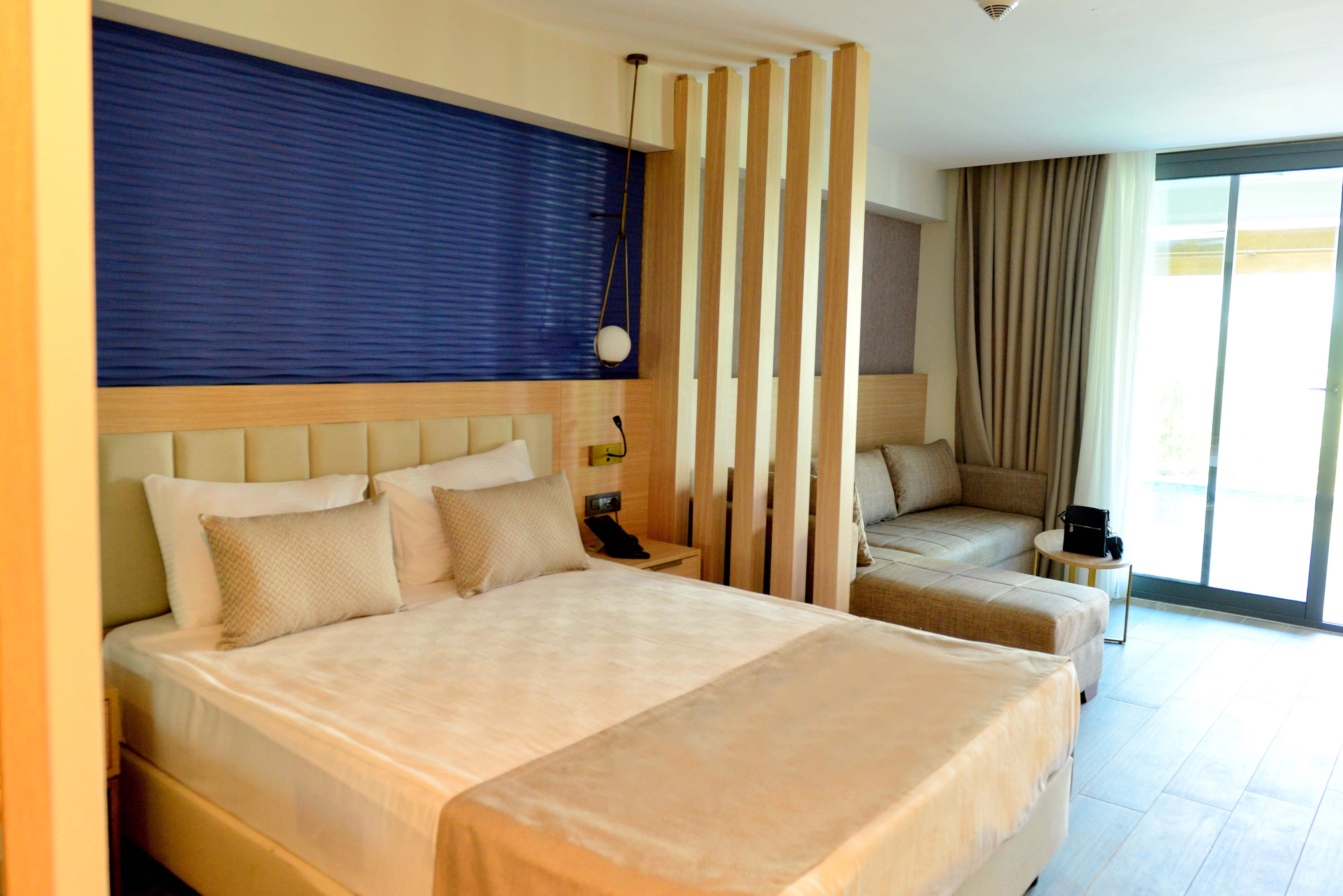 En az 2 yetişkin, En fazla 2 yetişkin.