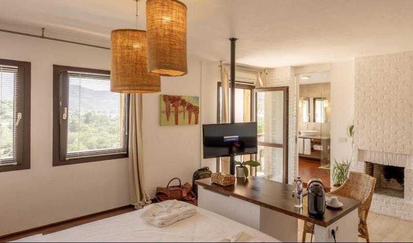 En fazla 2 yetişkin.