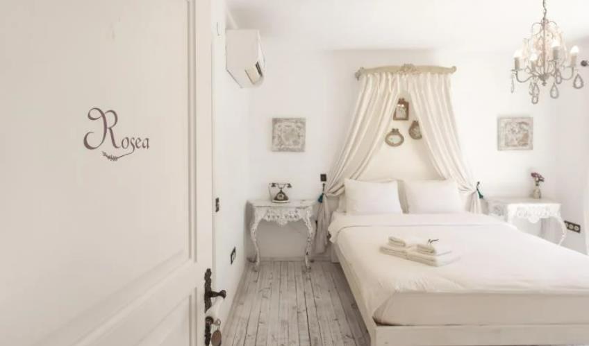 En fazla 2 yetişkin.