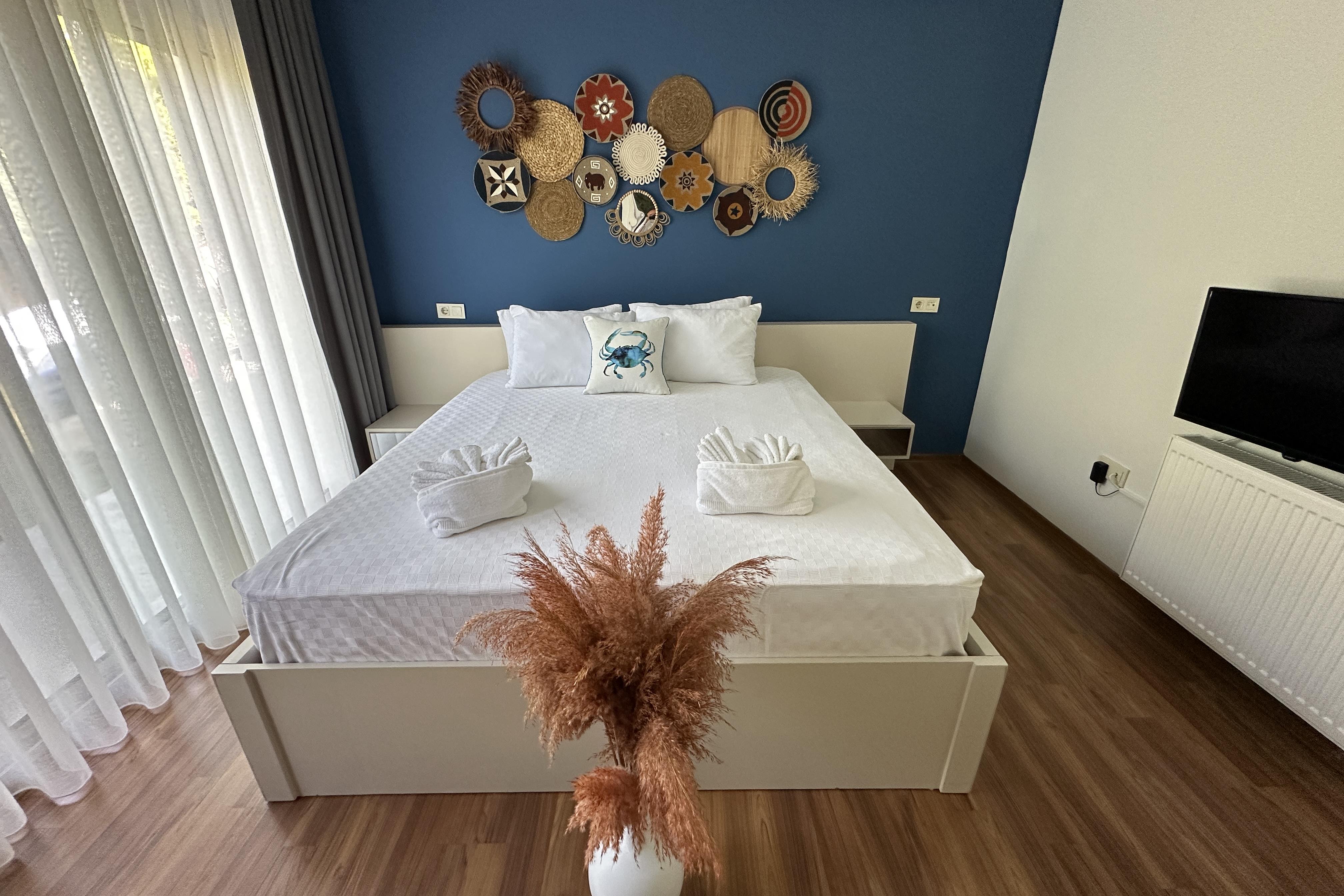 En fazla 2 yetişkin.