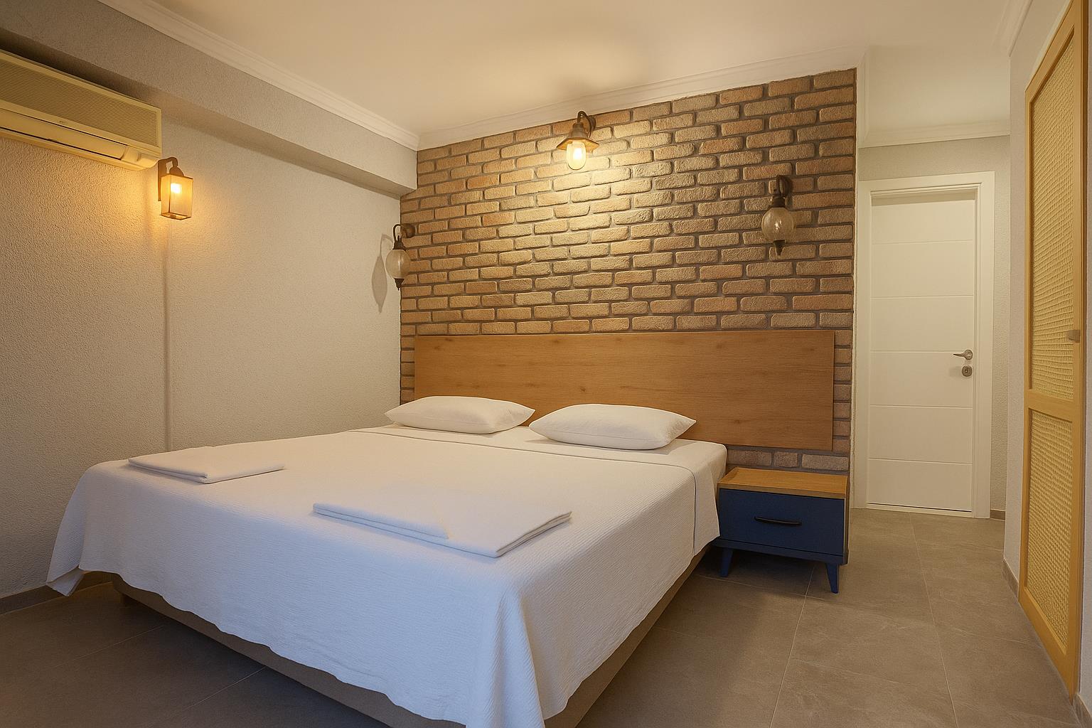 En fazla 2 yetişkin.