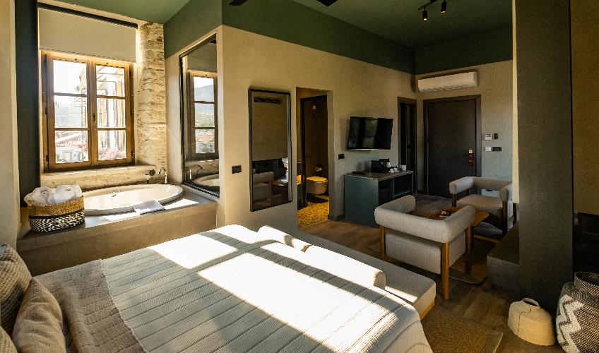 En fazla 2 yetişkin.