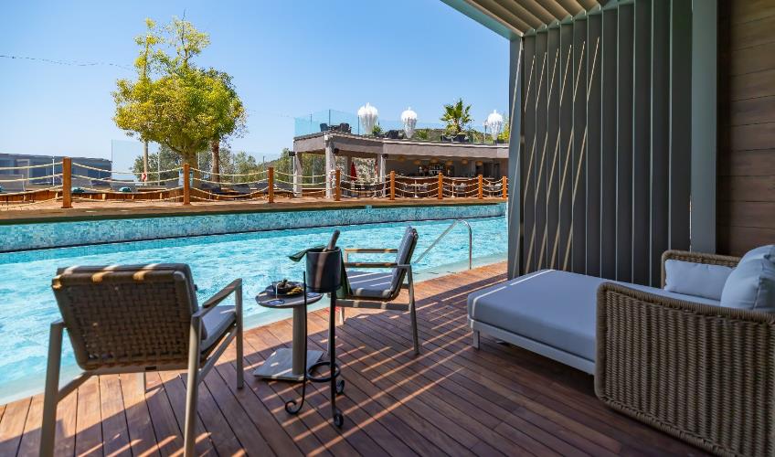 En fazla 2 yetişkin.