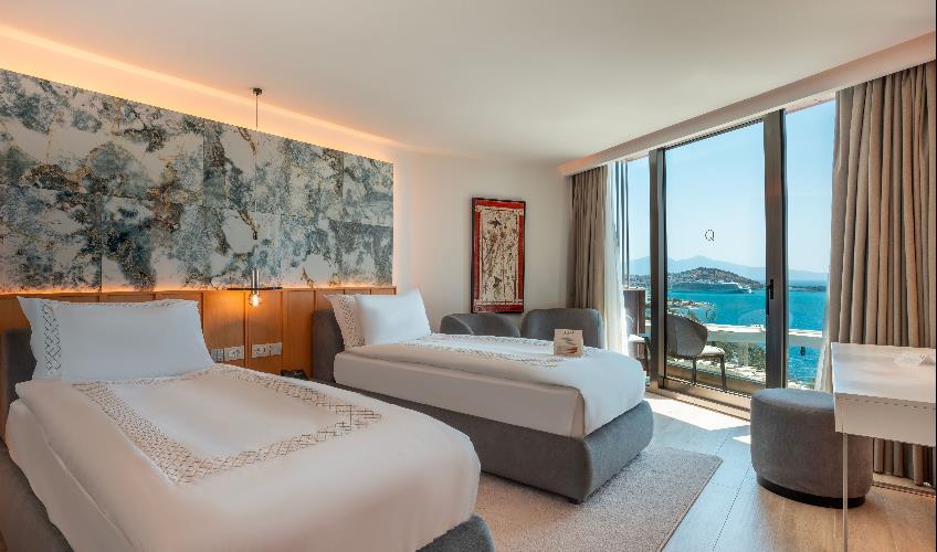 En fazla 2 yetişkin.