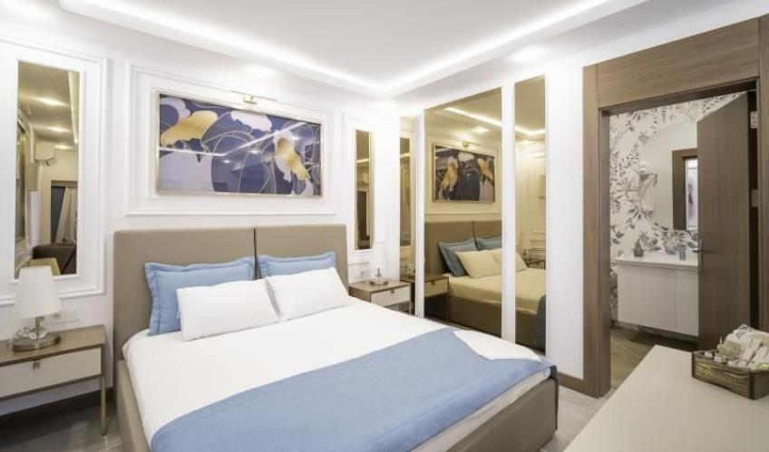 En fazla 4 yetişkin.