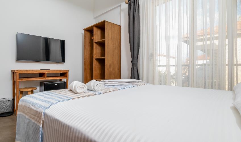 En fazla 2 yetişkin.