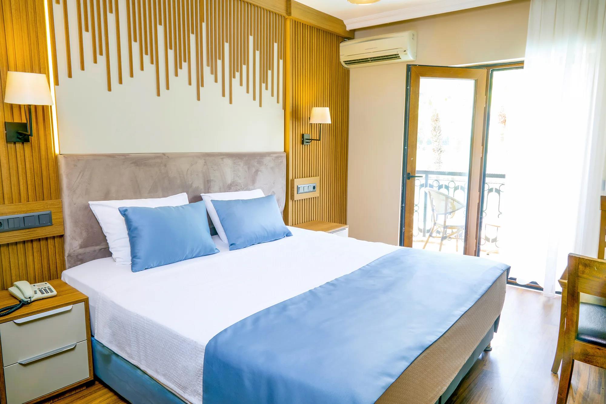 En fazla 2 yetişkin.