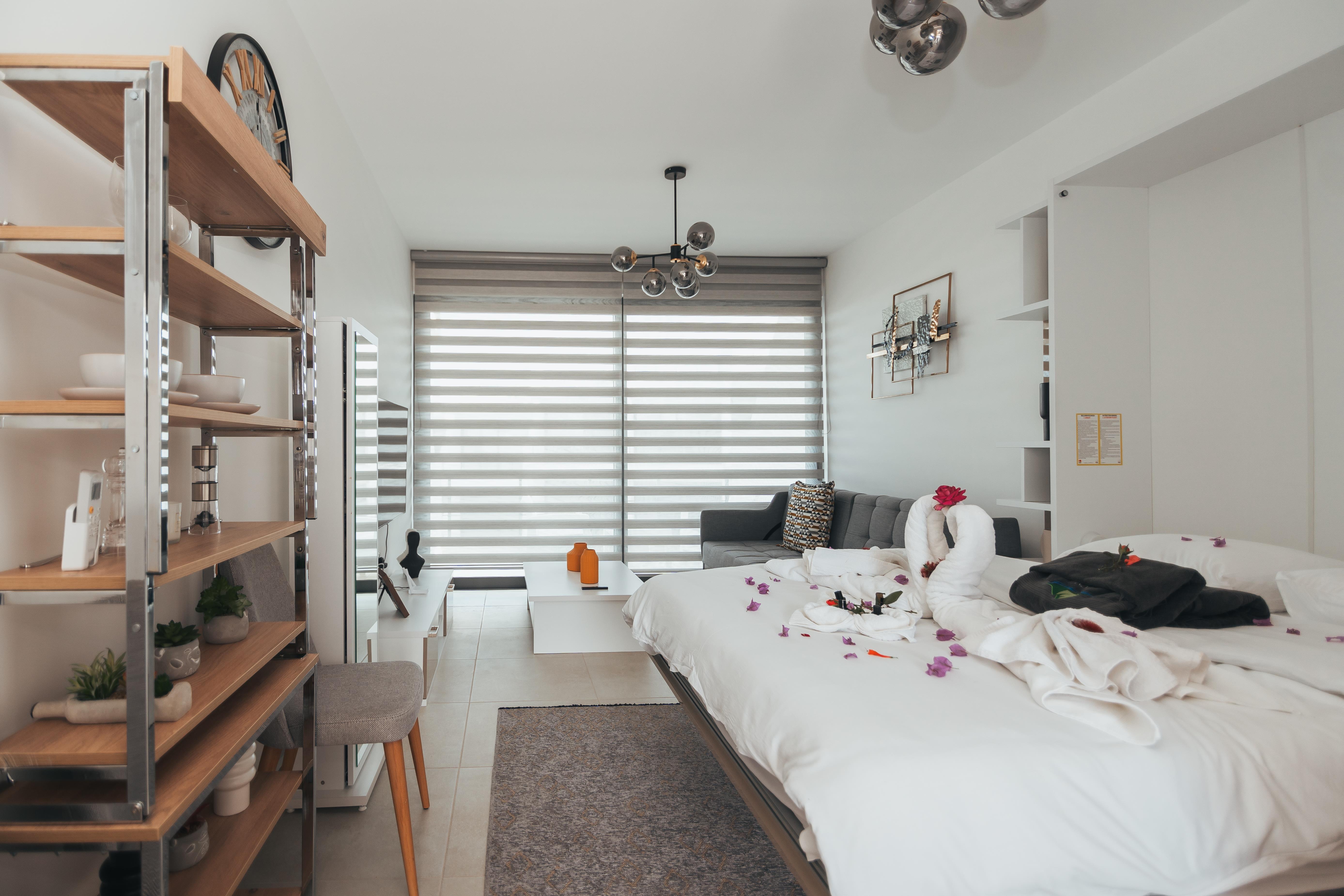 En fazla 2 yetişkin + 1 çocuk veya 1 yetişkin + 1 çocuk.