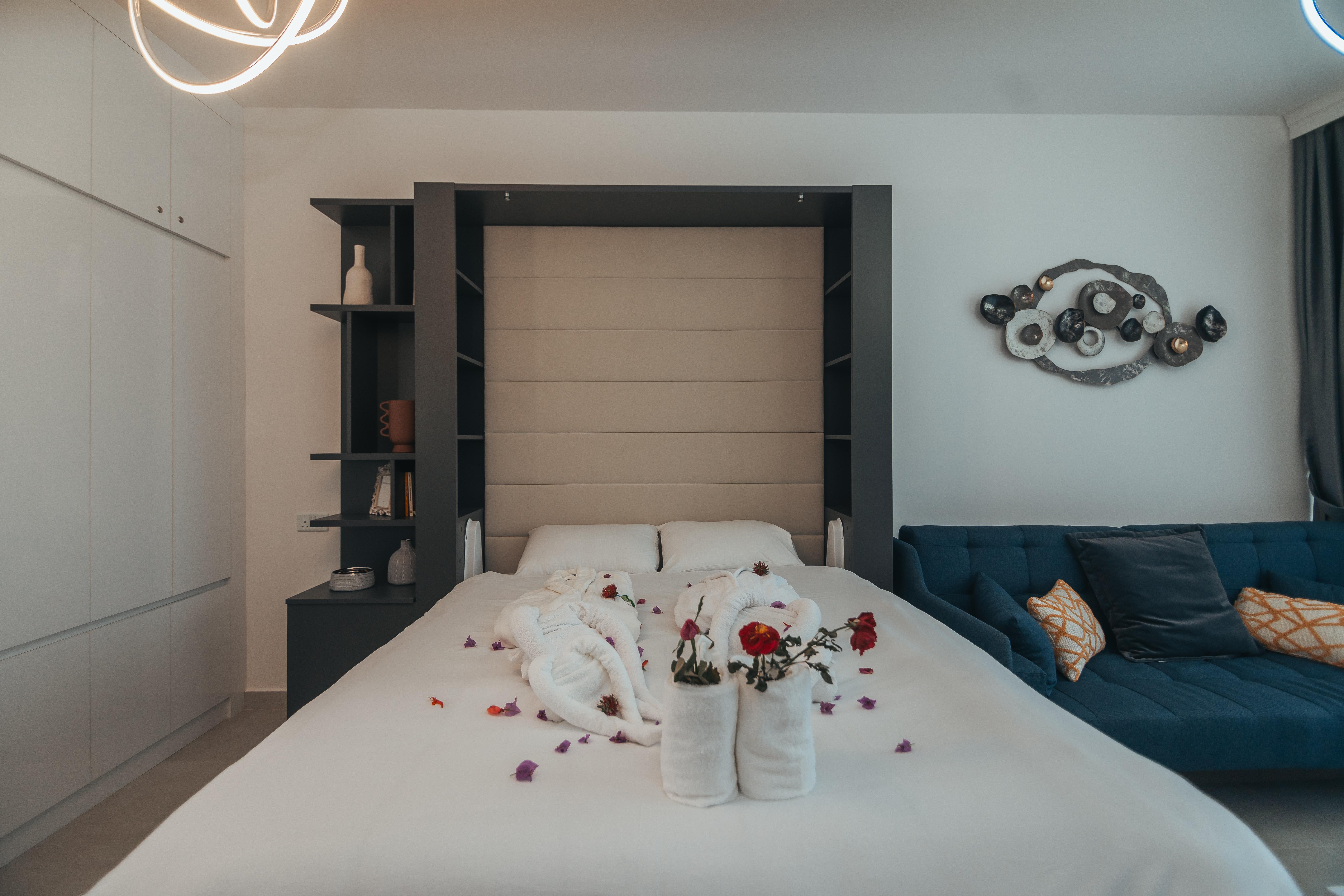 En fazla 2 yetişkin + 1 çocuk veya 1 yetişkin + 1 çocuk.