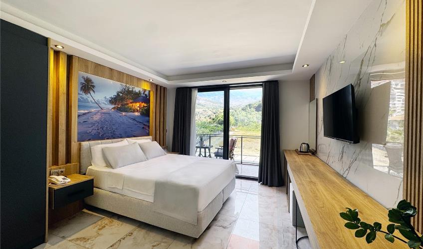 En fazla 2 yetişkin.