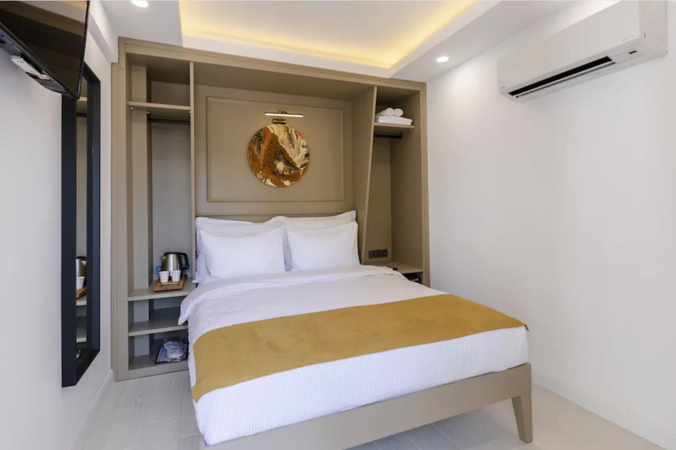 En fazla 2 yetişkin.