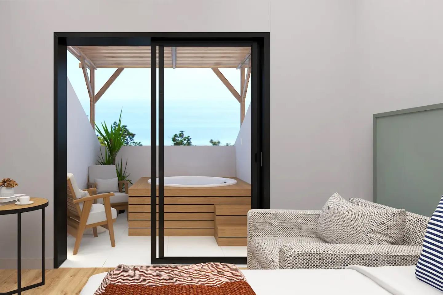 En fazla 3 yetişkin veya 2 yetişkin + 1 çocuk.