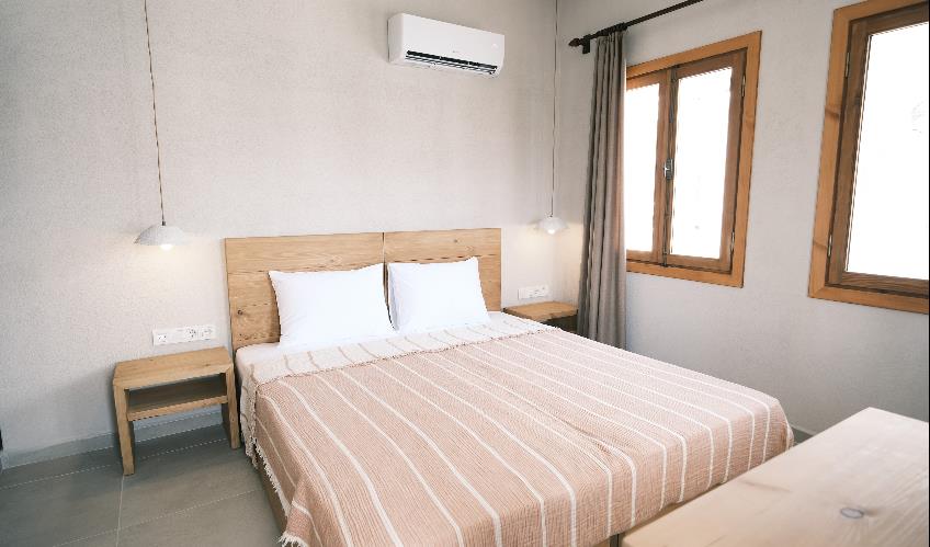 En fazla 2 yetişkin.