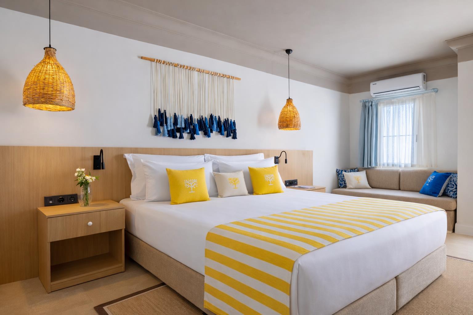 En fazla 3 yetişkin veya 2 yetişkin + 1 çocuk.