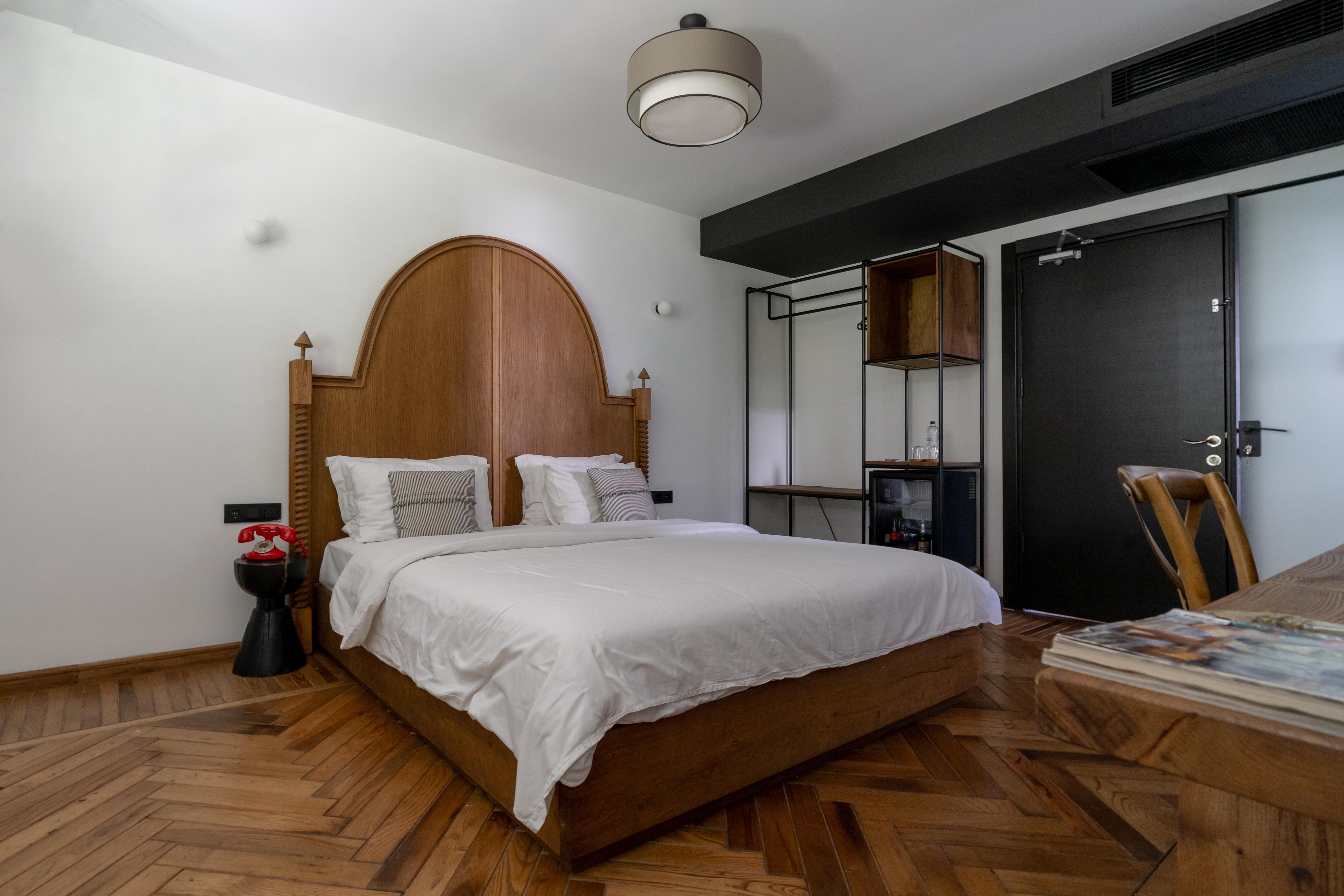 En fazla 2 yetişkin.