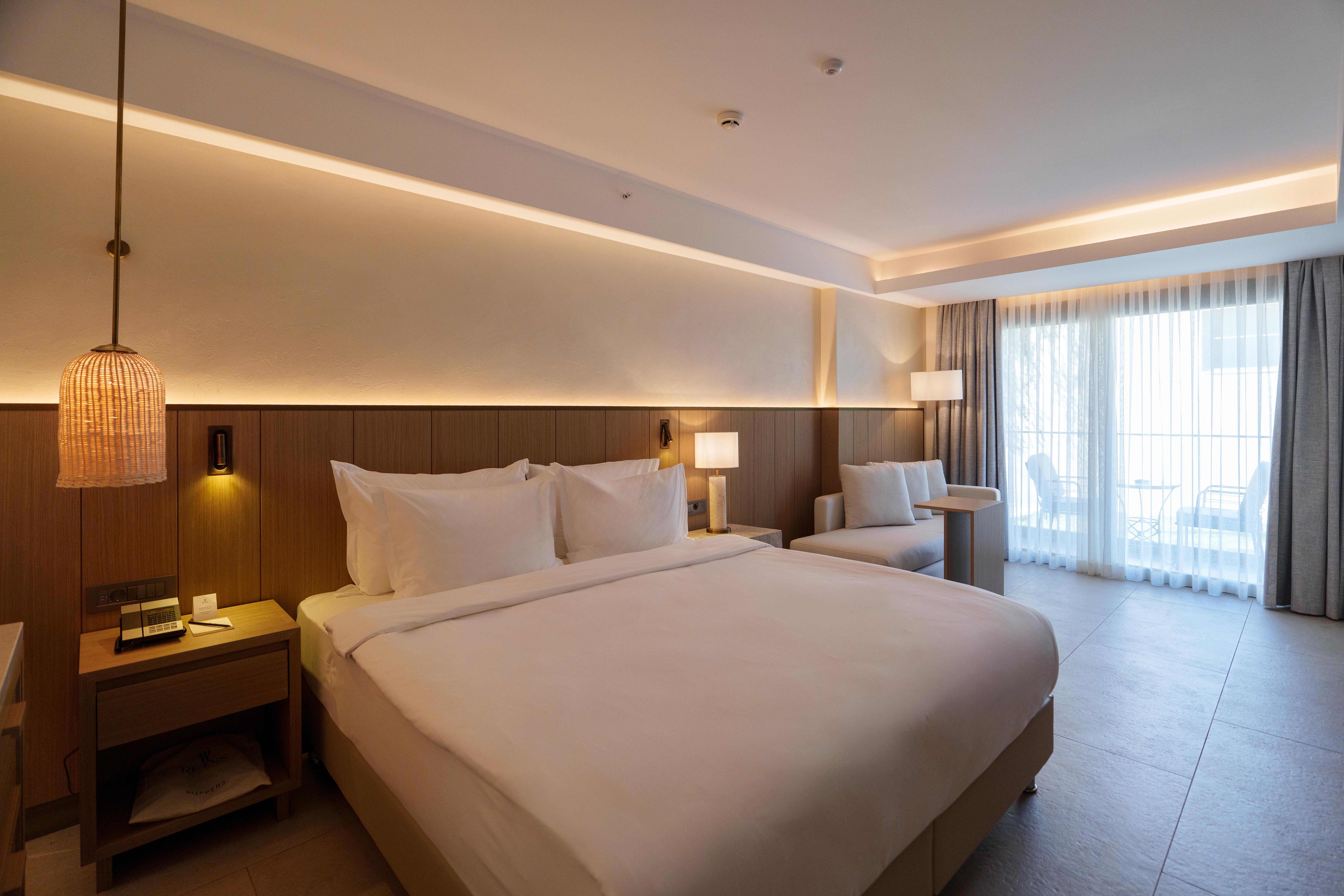 En az 2 yetişkin, En fazla 2 yetişkin.