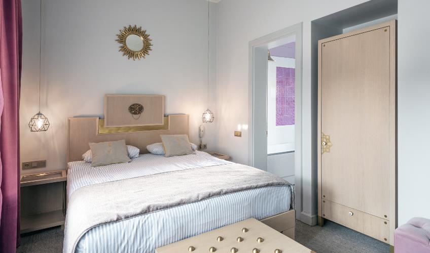 En fazla 2 yetişkin.