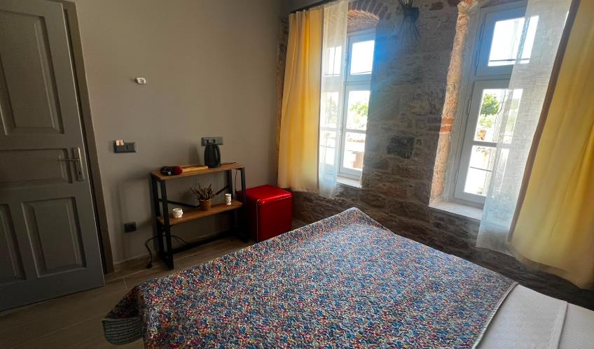 En fazla 2 yetişkin.