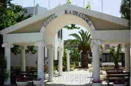 Kassandra Hotel