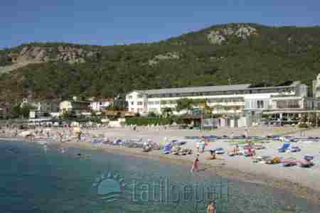 Aqua Bella Beach Hotel