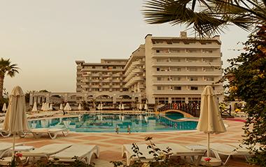 Holiday Garden Resort Hotel