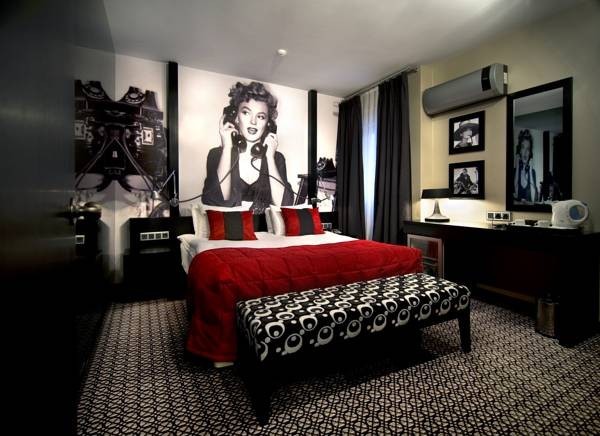 En fazla 2 yetişkin.