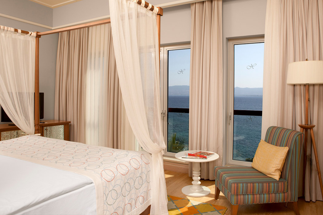 En fazla 3 yetişkin veya 2 yetişkin + 1 çocuk.