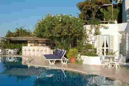 Antique Theatre Hotel