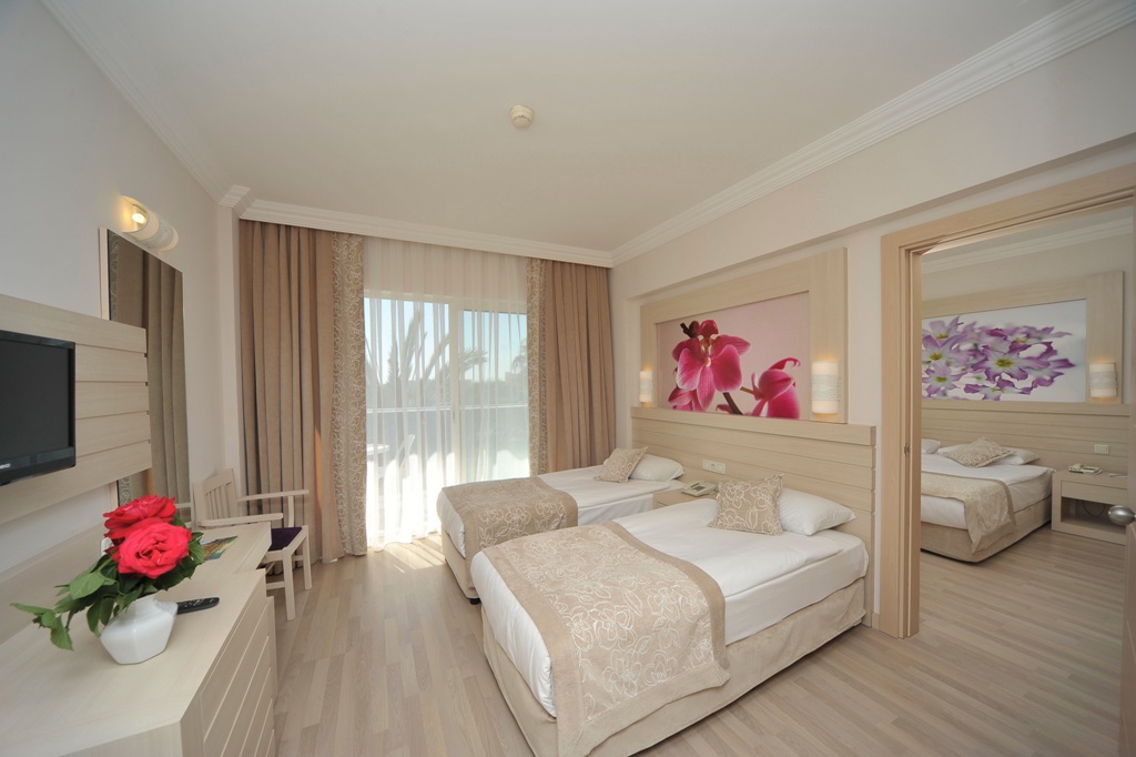 En az 3 yetişkin, En fazla 4 yetişkin + 1 bebek (0-2 yaş) veya 3 yetişkin + 1 çocuk + 1 bebek (0-2 yaş).