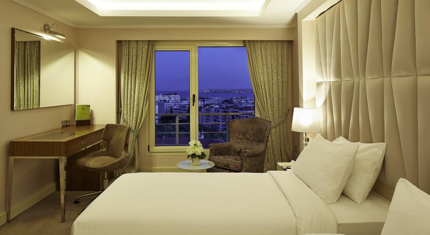 En fazla 2 yetişkin.