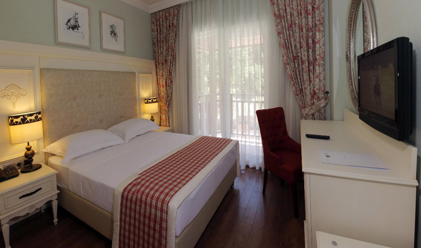 En fazla 2 yetişkin.