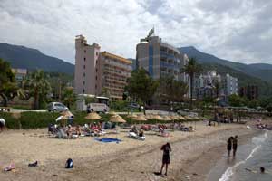 Kalamaki Beach Hotel
