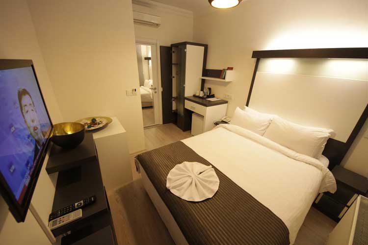 The Legend Platine Suite