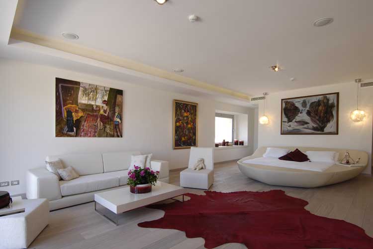 En fazla 2 yetişkin.