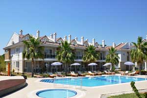 Golden Life Blue Green Residence