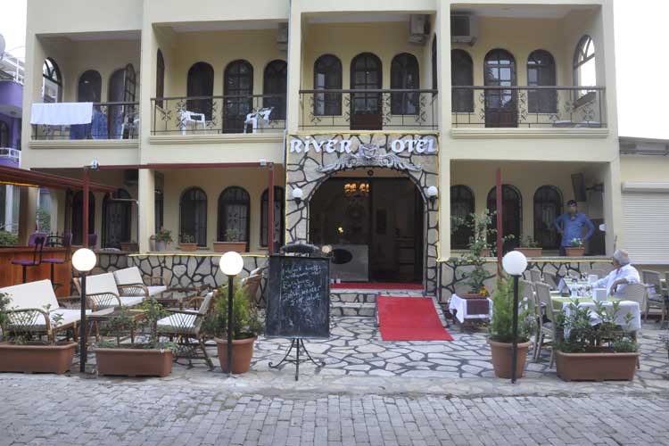 River Otel