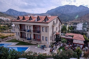 Karaburun Konak Otel